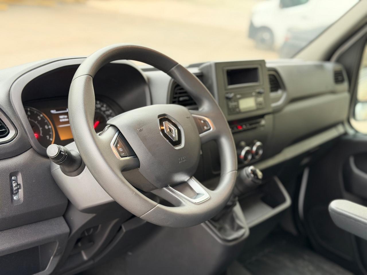 Renault Master T35 2.3 dCi 150 9 Posti Minibus