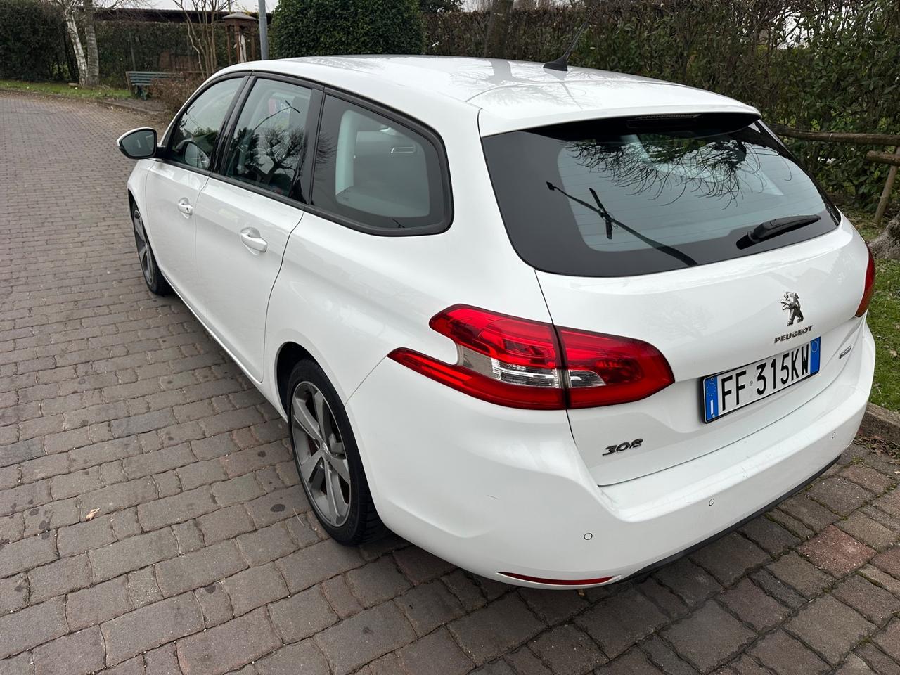 Peugeot 308 diesel 1.6 AUTOMATICA 2016