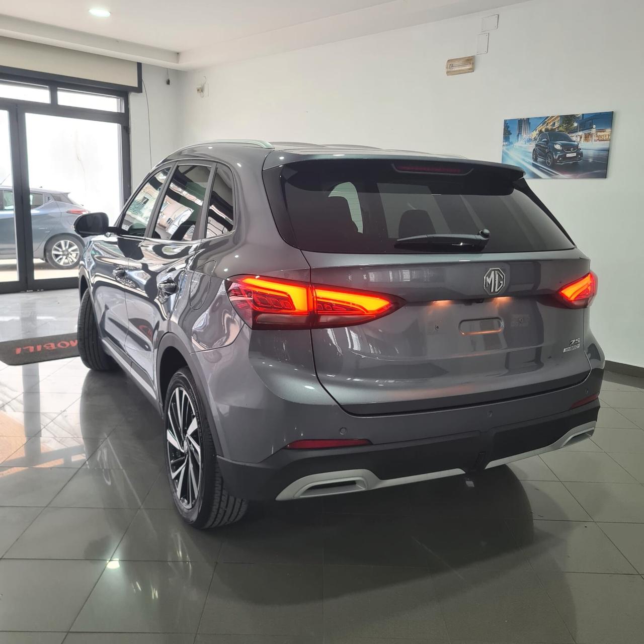 Mg ZS 1.5 Hybrid+ Luxury