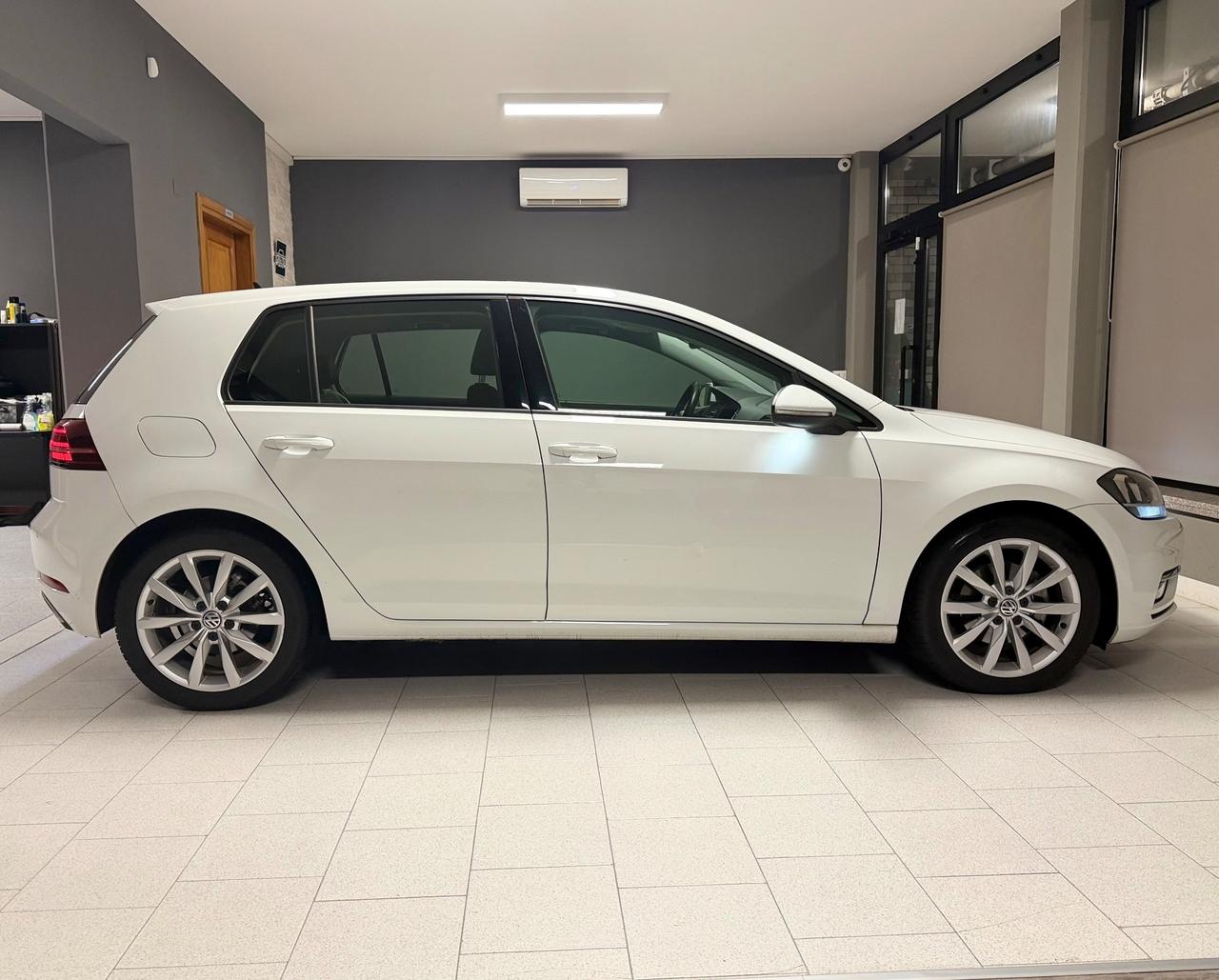 Volkswagen Golf 1.6 TDI 115 CV DSG 5p. Highline BlueMotion Technology