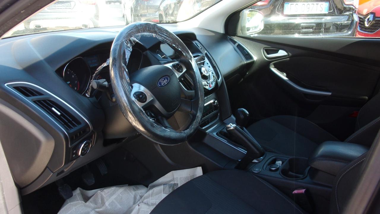 Ford Focus 1.6 120 CV GPL SW Titanium
