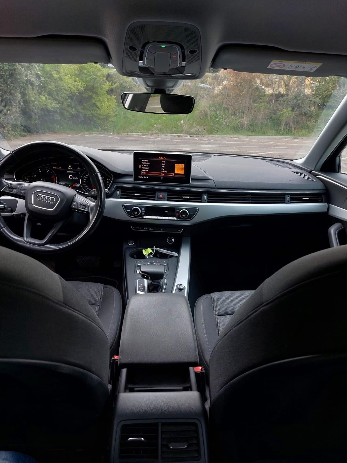 Audi A4 Avant 2.0 TDI 150 CV S tronic SLine