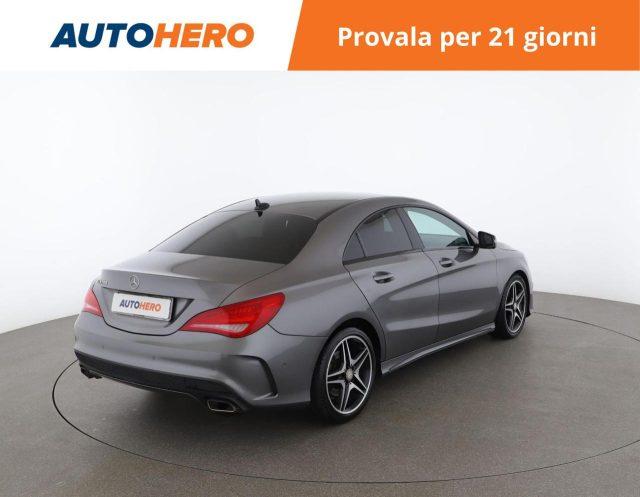 MERCEDES-BENZ CLA 200 Premium