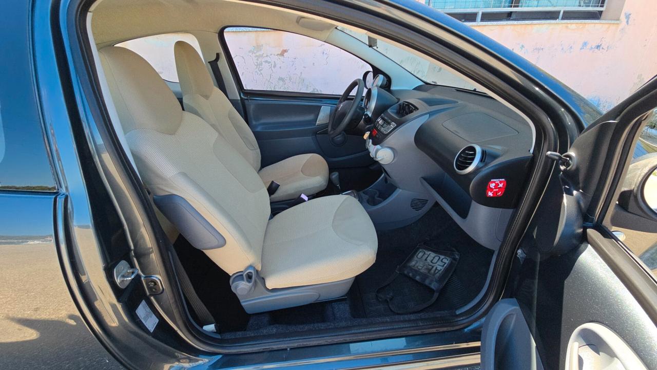 Peugeot 107 1.0 68CV 3p. Sweet Years