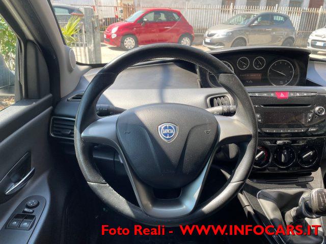 LANCIA Ypsilon 1.2 69 CV Unyca NEOPATENTATI
