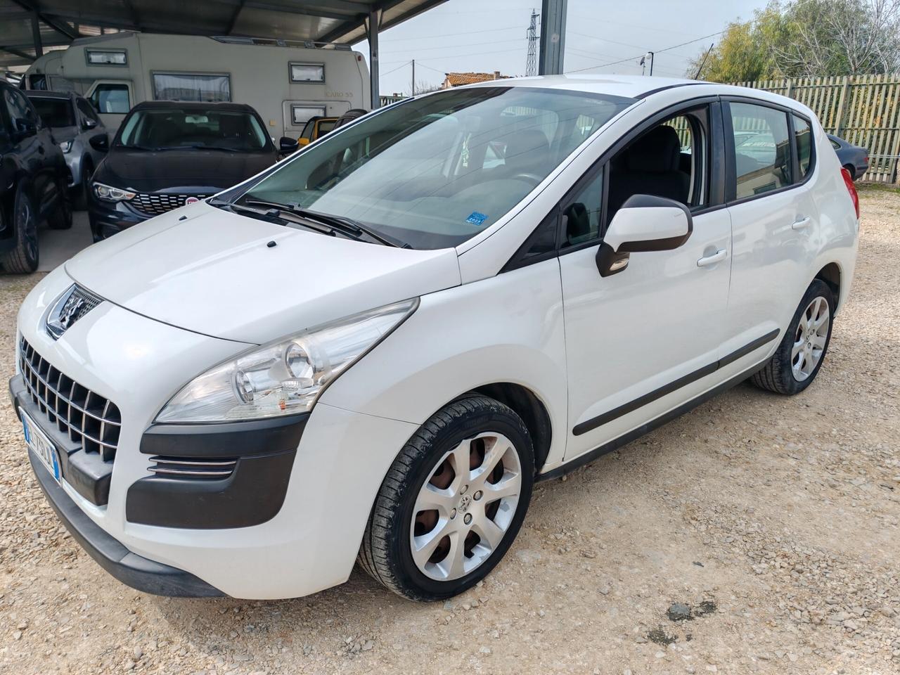 Peugeot 3008 1.6 HDi 112CV Business