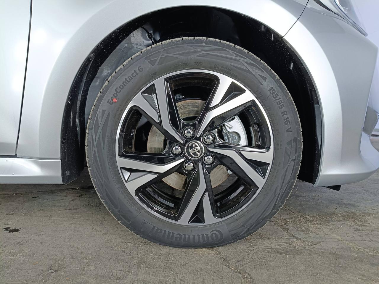 TOYOTA Yaris IV 2020 - Yaris 1.5h Trend