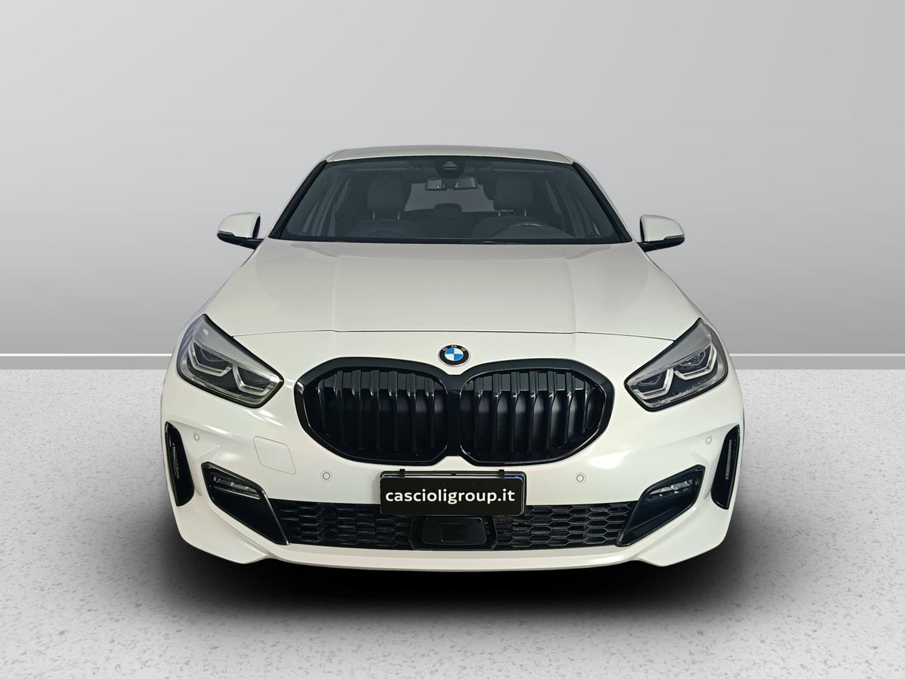 BMW Serie 1 F40 - 118d Msport auto