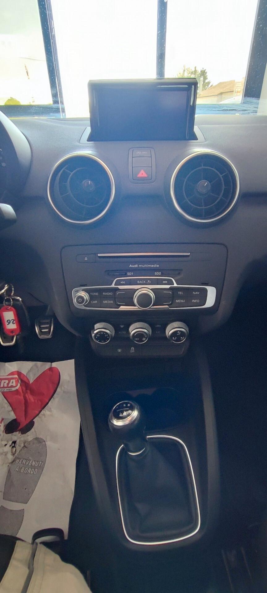 Audi A1 1.0 TFSI ultra Admired