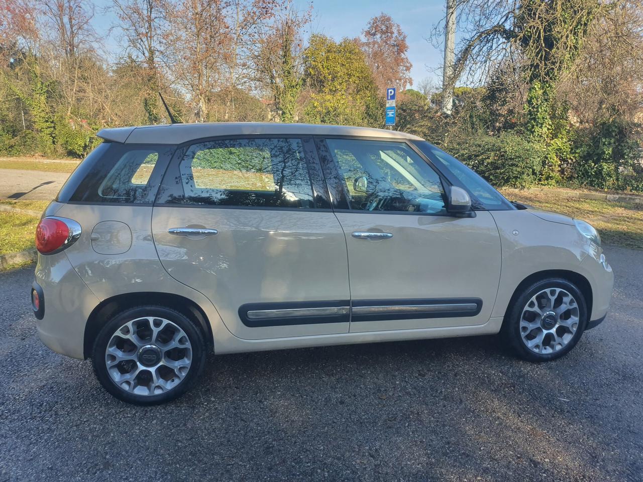 Fiat 500L 1.6 Multijet 105 CV Pop Star AUTOCARRO 4 POSTI