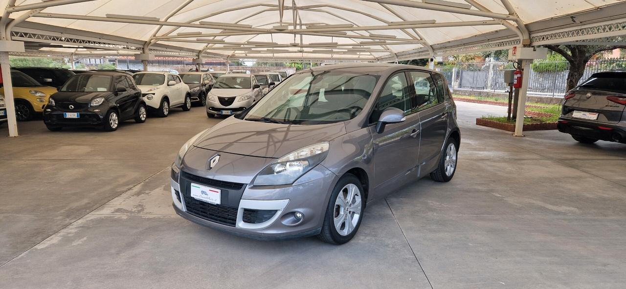 Renault Scenic X-Mod 1.5 dCi 110cv Luxe