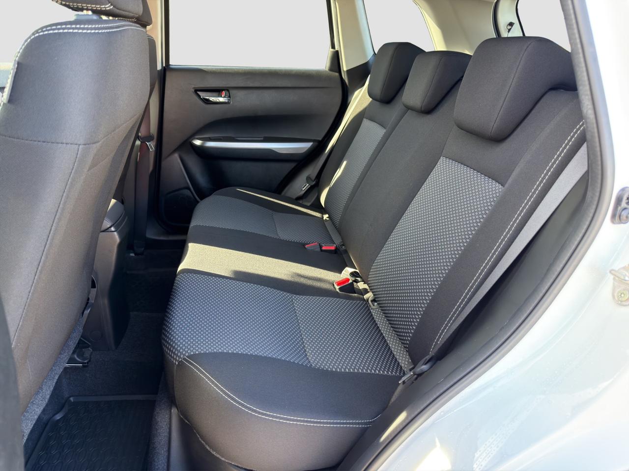 SUZUKI Vitara (2015) Vitara 1.4 Hybrid Cool