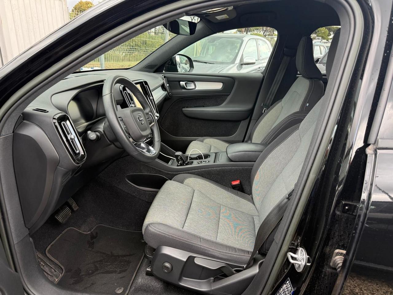 Volvo XC40 T4 Recharge automatico Ultimate Bright