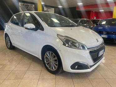 PEUGEOT 208 PureTech 82 5 porte *OK GUIDA NEO PATENAT