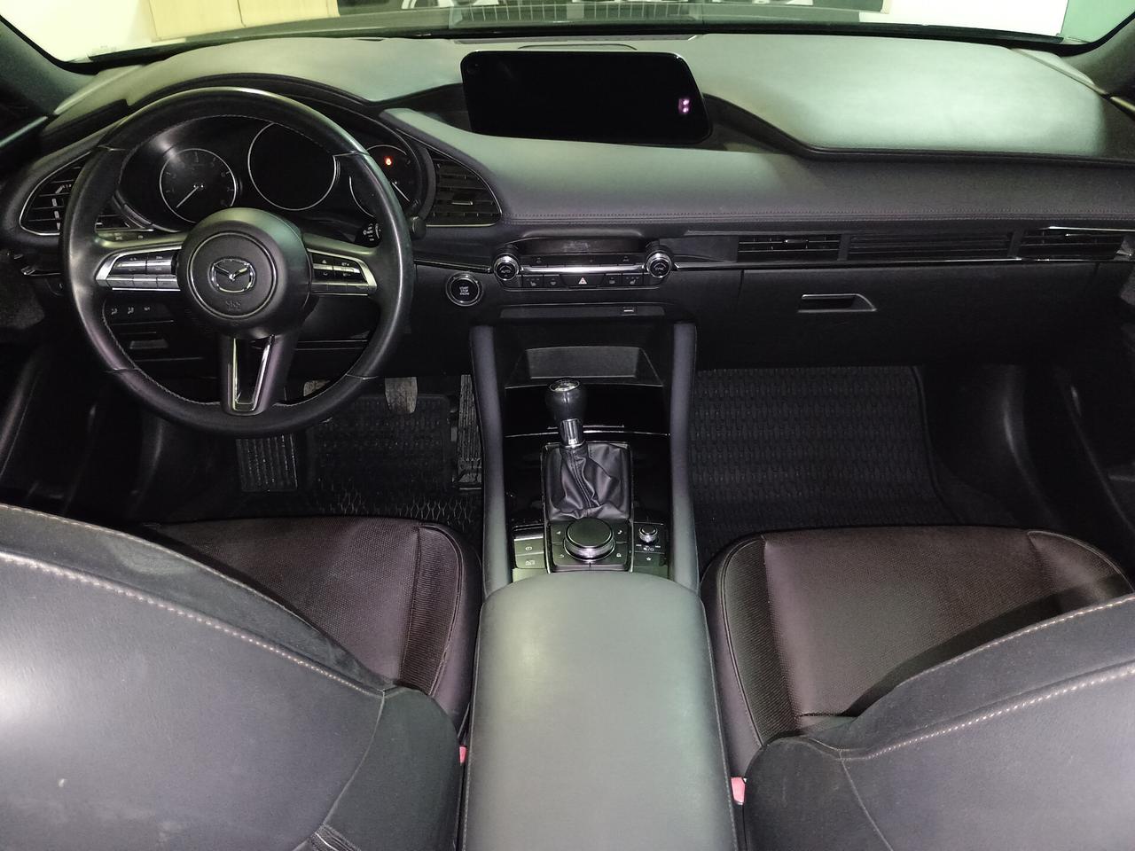 Mazda 3 Mazda3 2.0L e-Skyactiv-G M Hybrid Exclusive