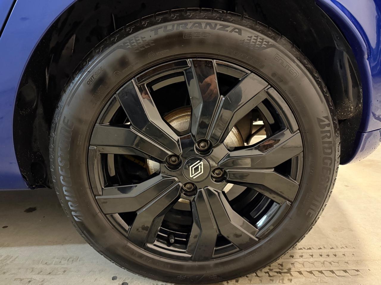 Renault Clio 1.5 dci 75 CV Moschino 5P