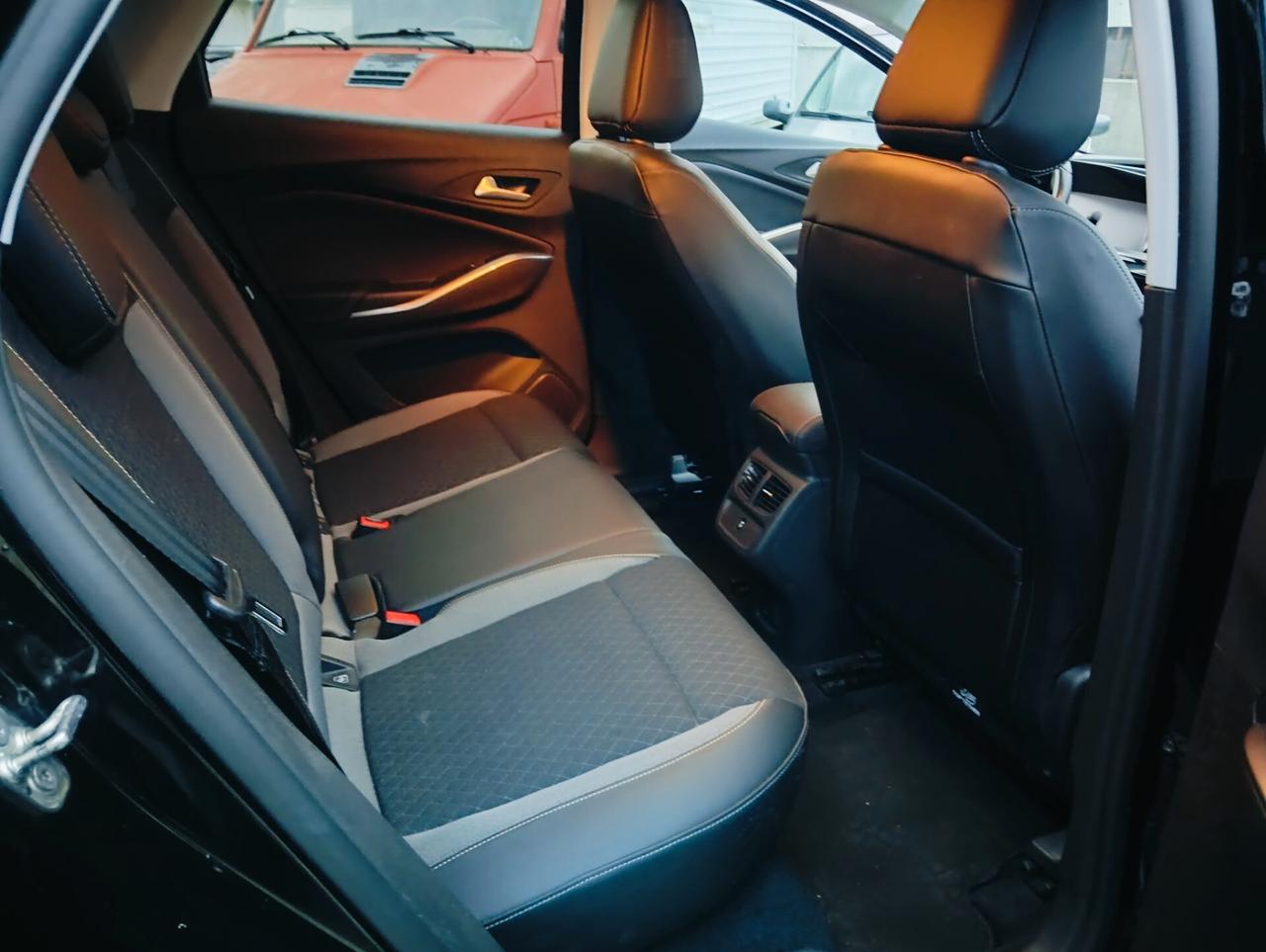 Opel Grandland 1.5 diesel Ecotec aut. Business Elegance