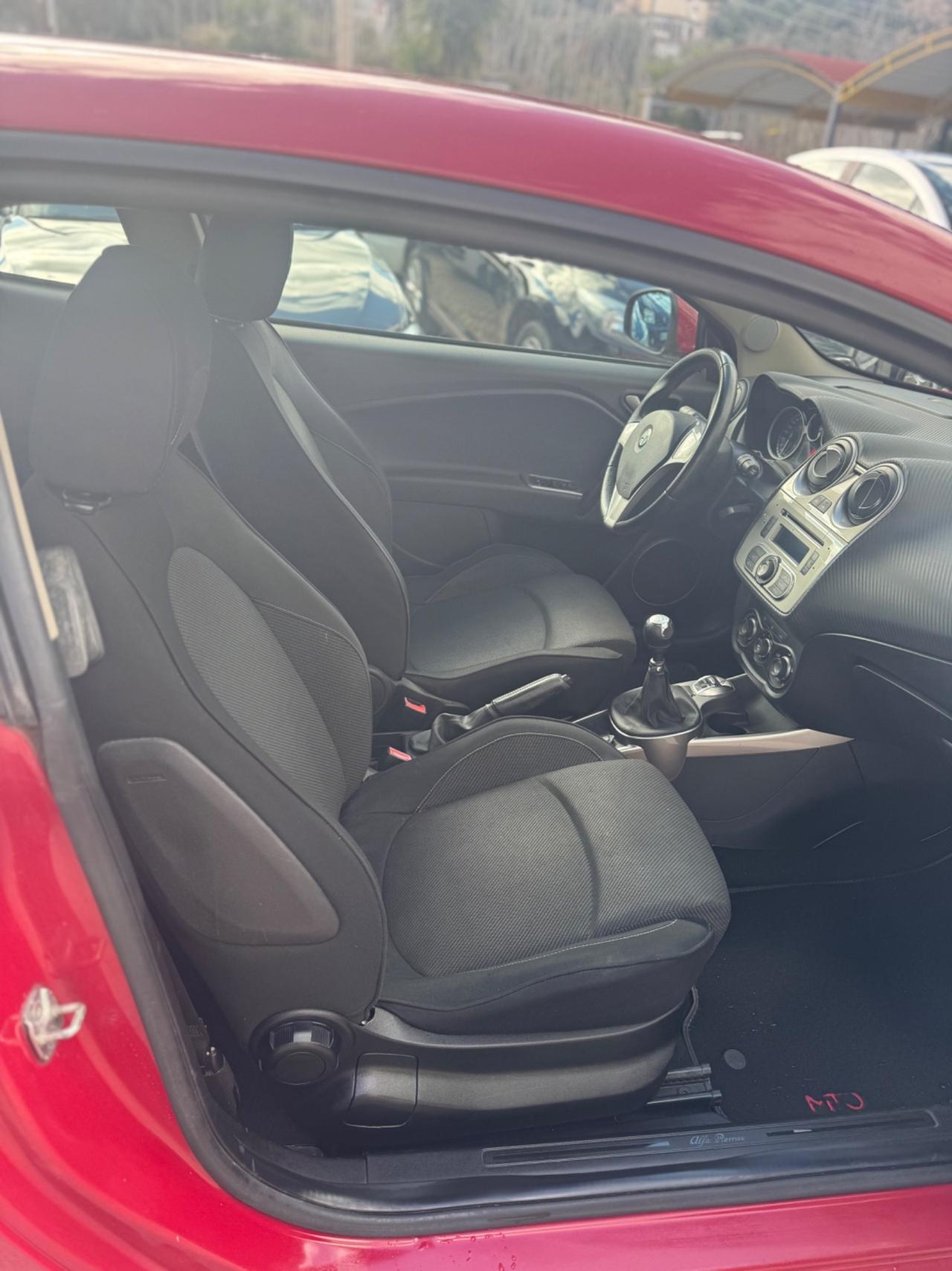 Alfa Romeo MiTo 1.3 JTDm 16V 90 CV Distinctive Sport Pack