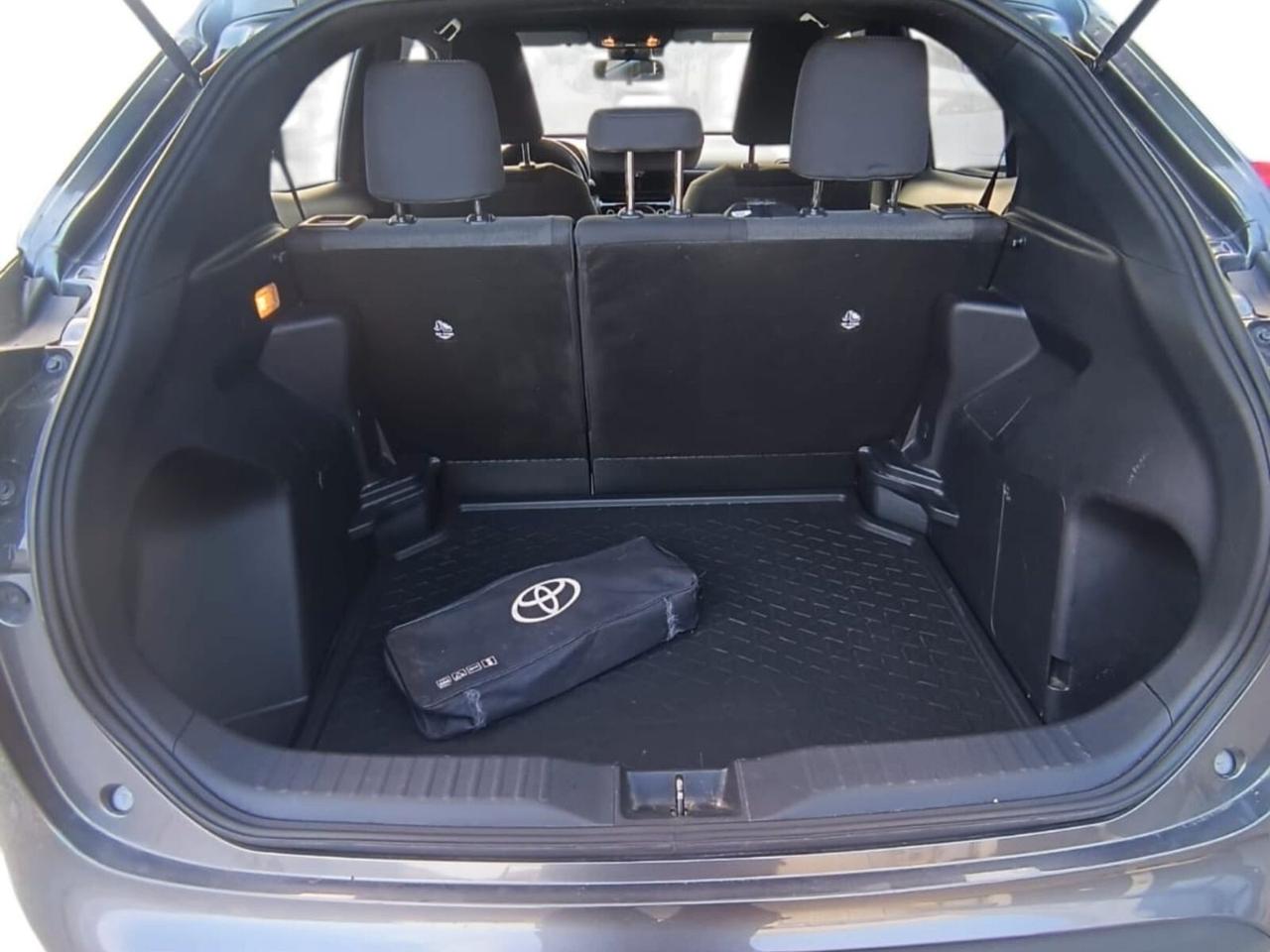 Toyota Yaris 1.5 Hybrid 5 porte Trend