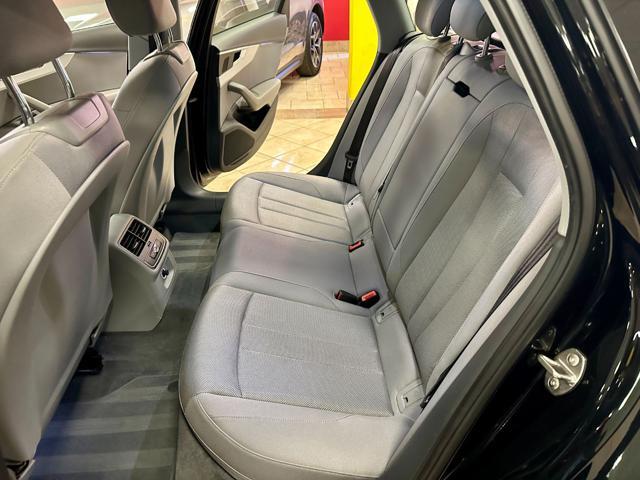 AUDI A4 Avant 35 TDI S tronic UNIPRO LED NAVI