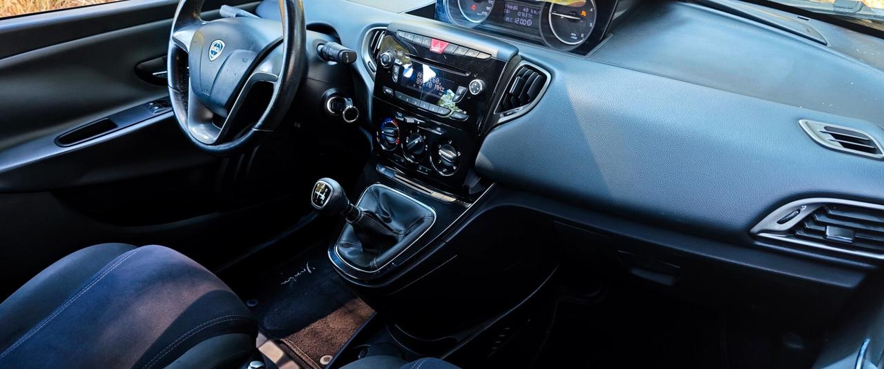 Lancia Ypsilon 1.3 MJT 16V 95 CV 5 porte S&S Platinum