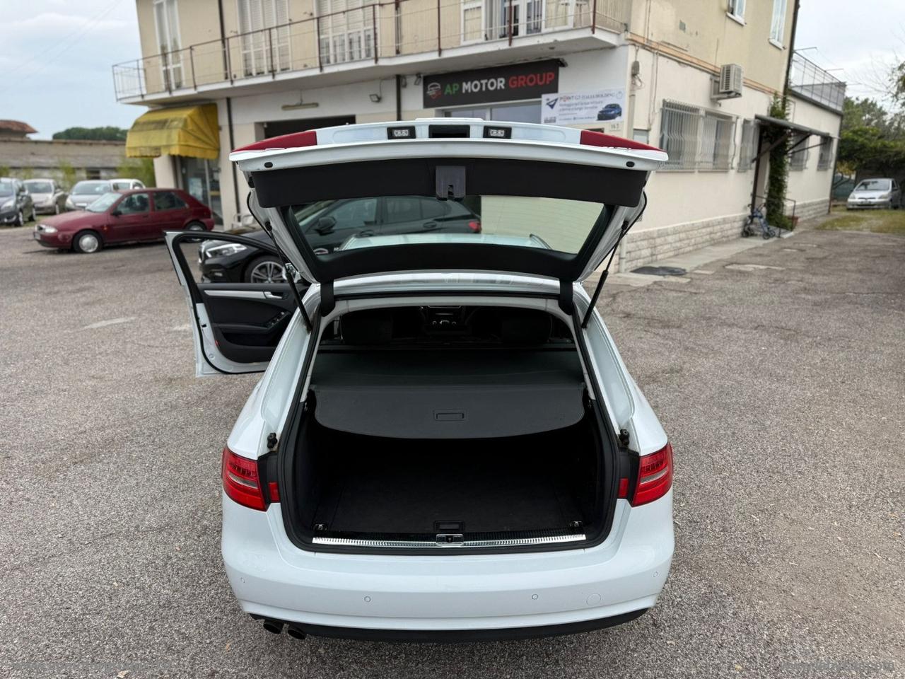 AUDI A4 2.0 TDI 143 CV mult. Business Plus