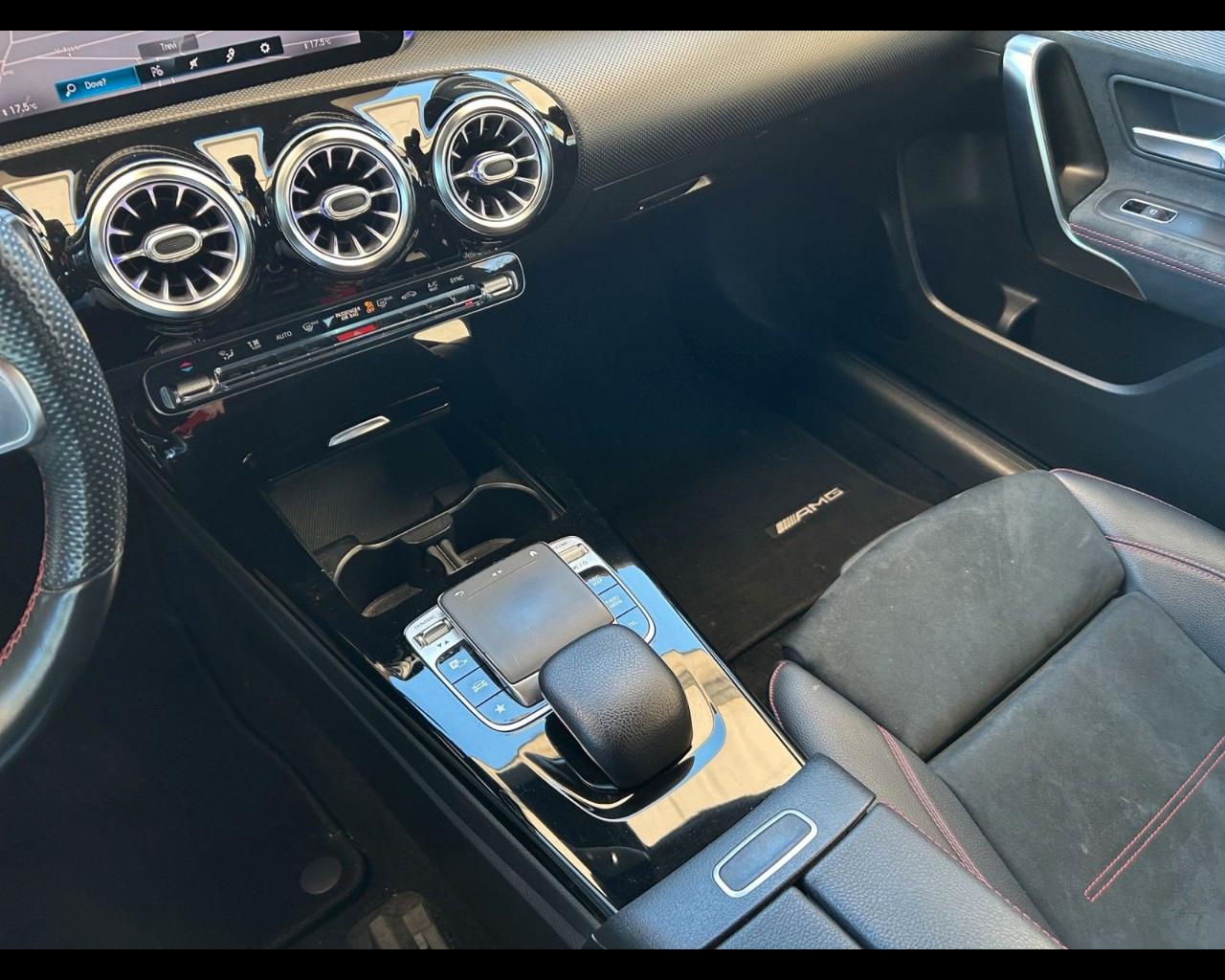 Mercedes-Benz Classe A - W177 2018 - A 180 d Premium auto