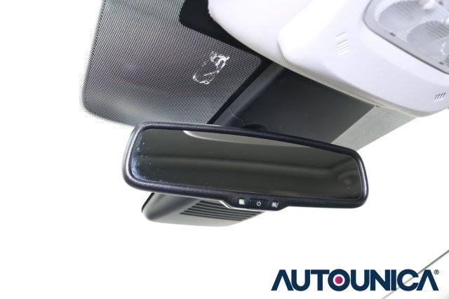 NISSAN Qashqai 1.2 DIG-T N-CONNECTA NEOPATENTATI TETTO PANORAMA