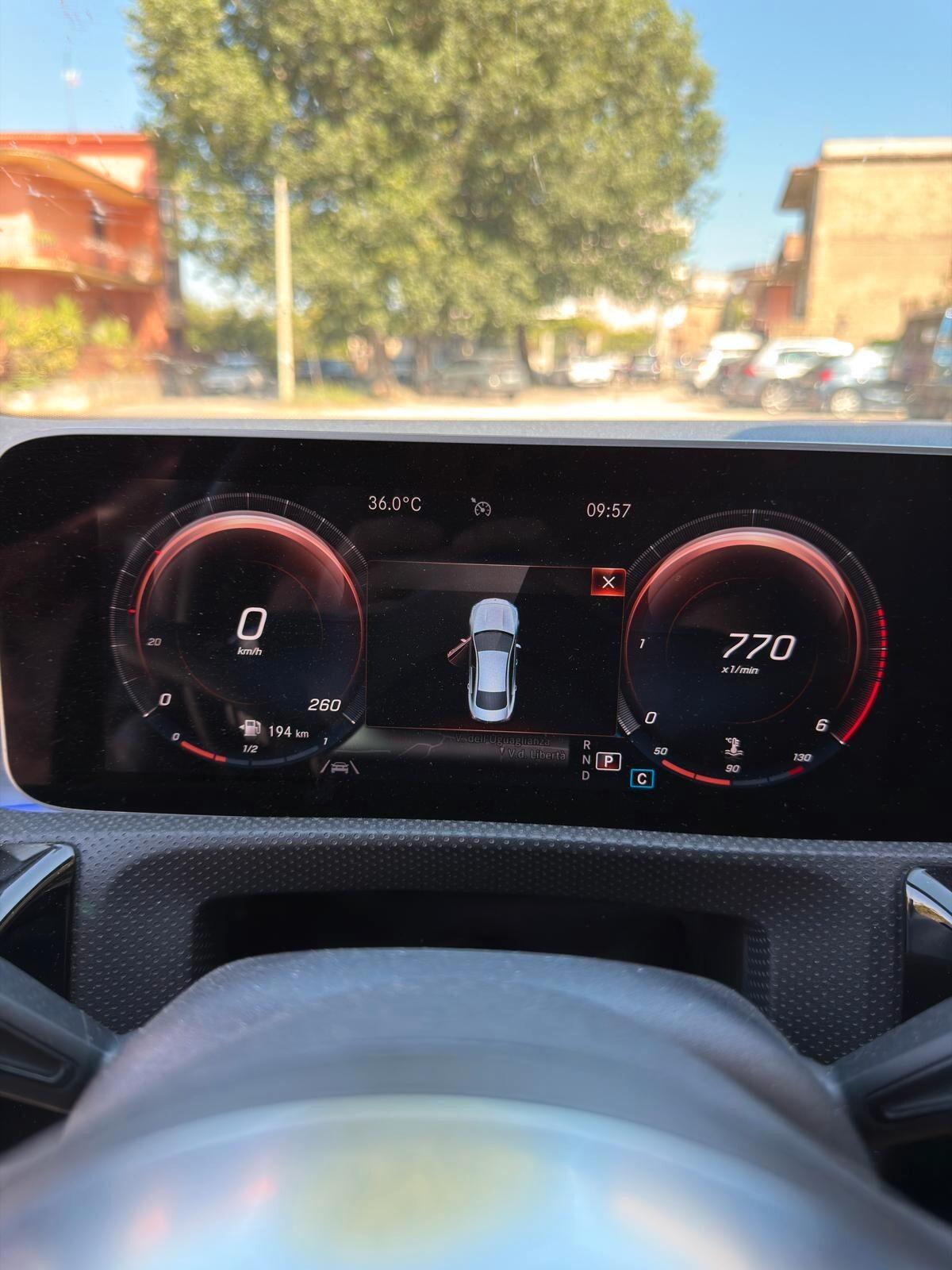 MERCEDES CLA 200D AMG SPORT
