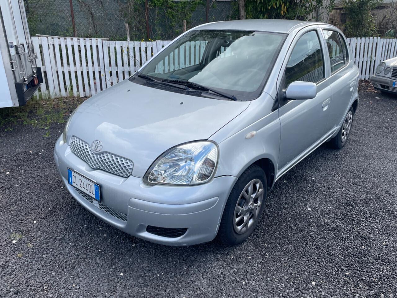 Toyota Yaris 1.4 tdi D-4D cat 5 porte Sol