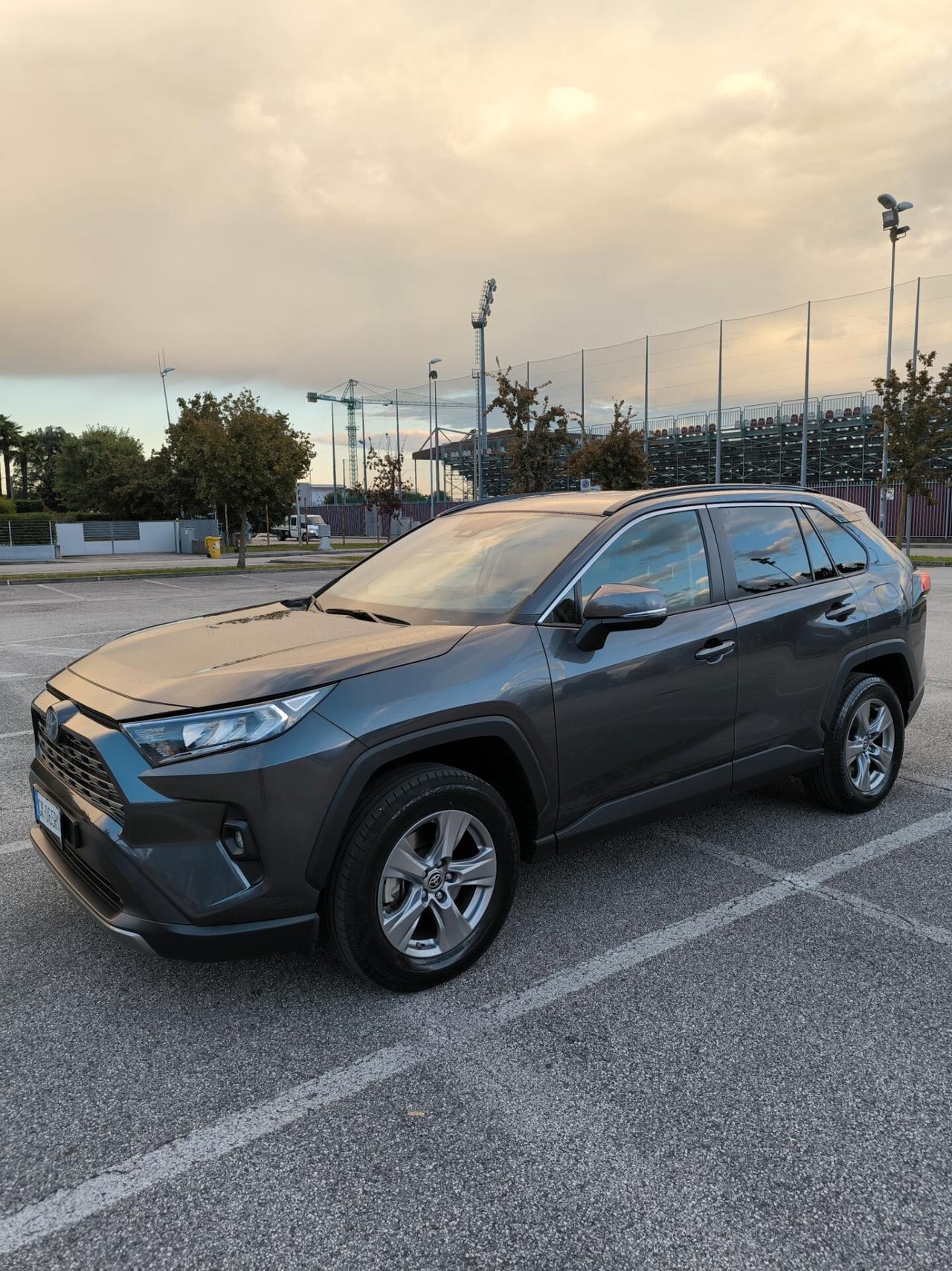 Toyota RAV 4 2.5 vvt-ie h Active 2wd 218cv e-cvt UNICO PROPRIETARIO