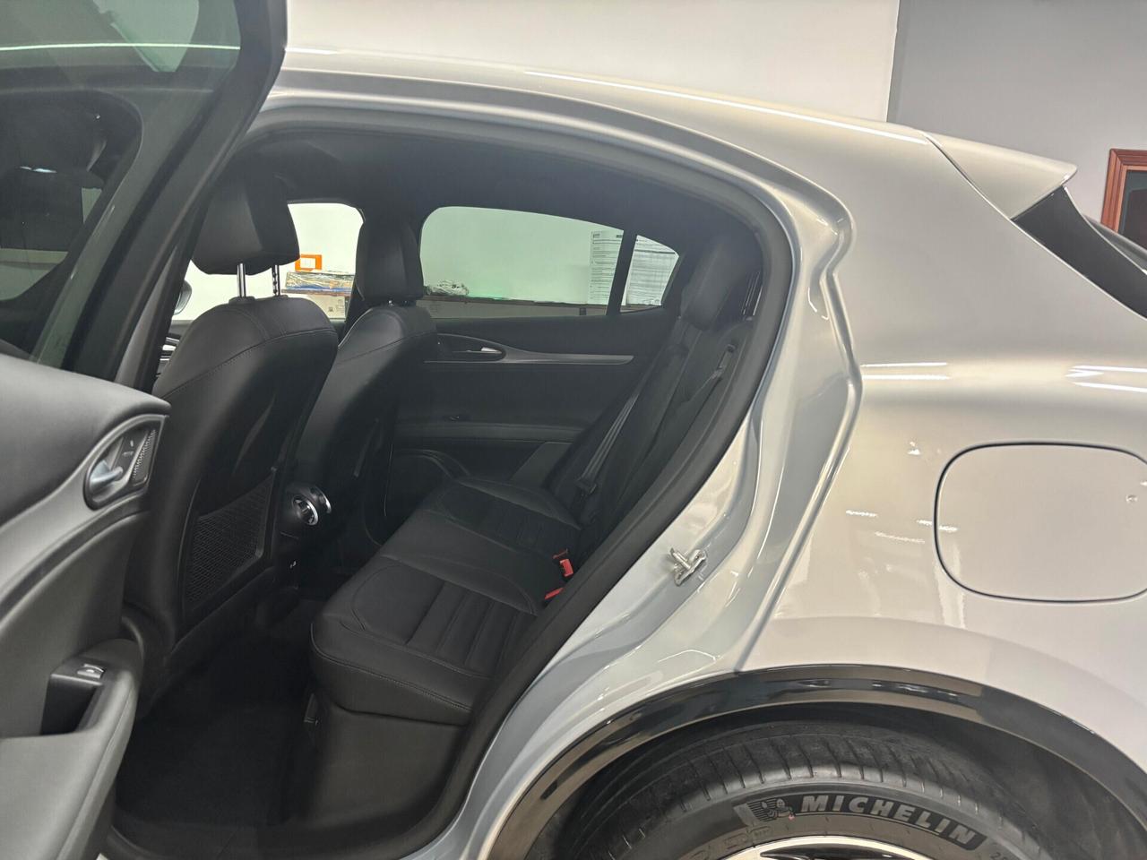 Alfa Romeo Stelvio 2.2 Turbodiesel 210 CV Veloce AT8 Q4 My24