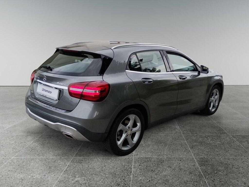 Mercedes GLA 220 220 D Sport 4Matic 7G-DCT