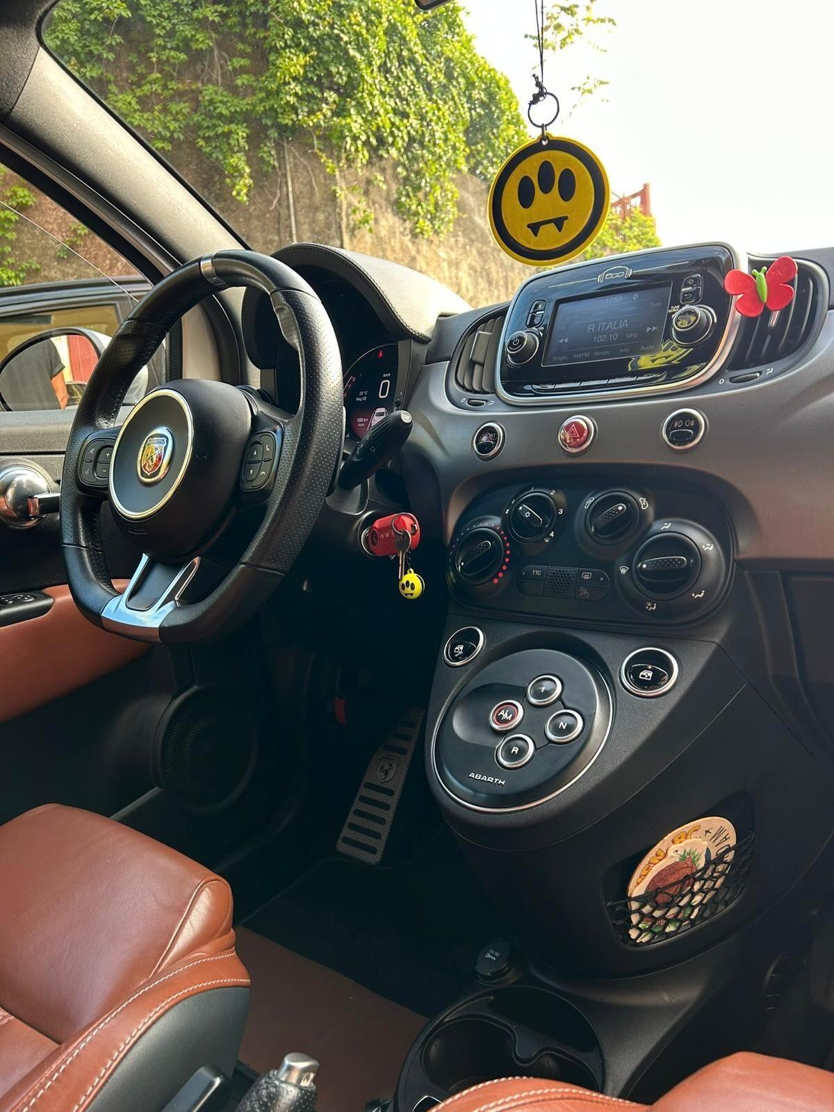 Abarth 595 1.4 Turbo T-Jet 165 CV Turismo