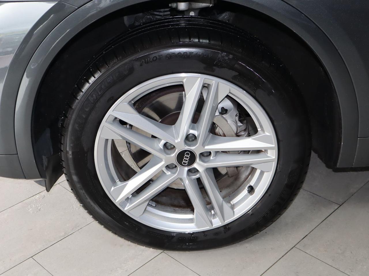 Audi Q5 2.0 40 TDI MHEV S Line #50300