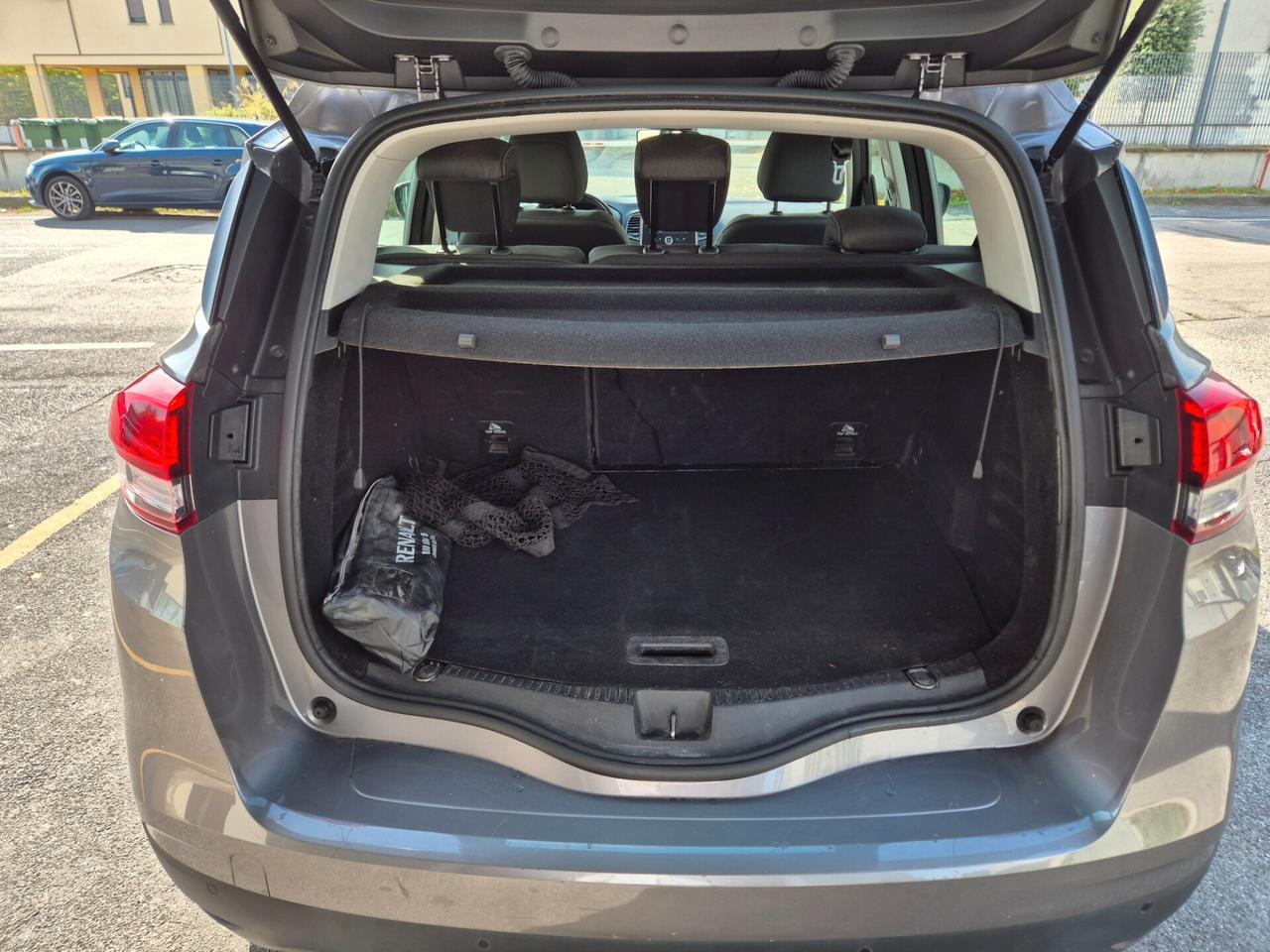 Renault Scenic Scénic TCe 140 CV EDC FAP Intens