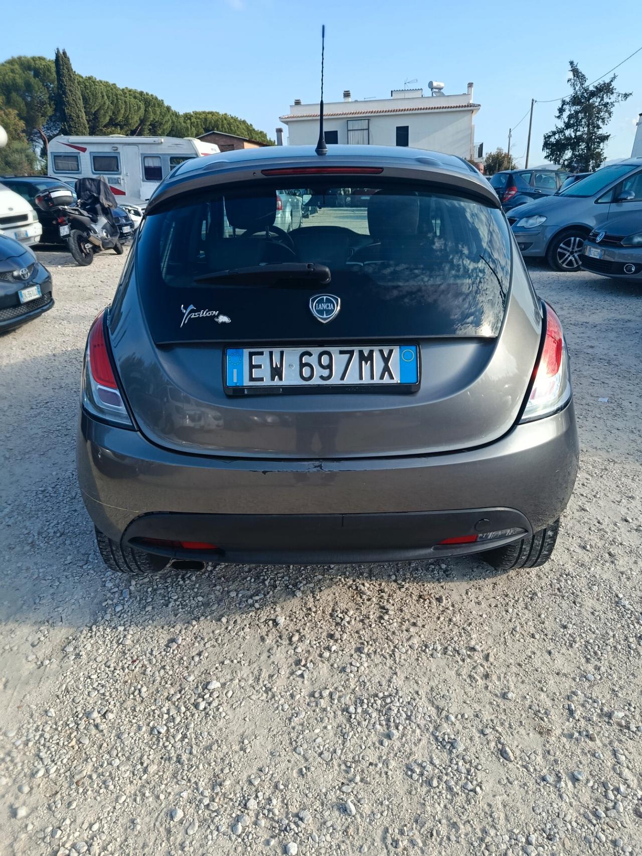 Lancia Ypsilon 1.2 69 CV 5 porte GPL Ecochic Elefantino
