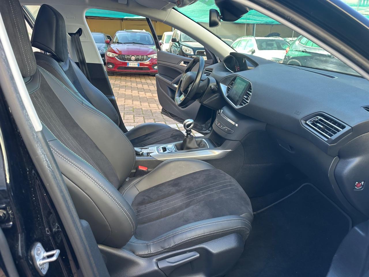 Peugeot 308 1.2 Turbo 130 S&S Allure - solo 49000 km !!!