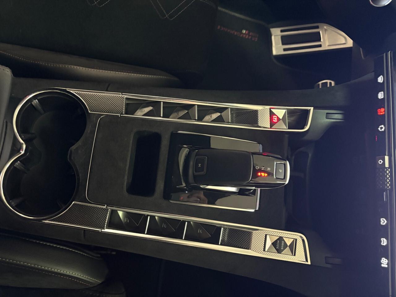 Ds 7 Crossback BlueHDi 130 aut. Performance Line