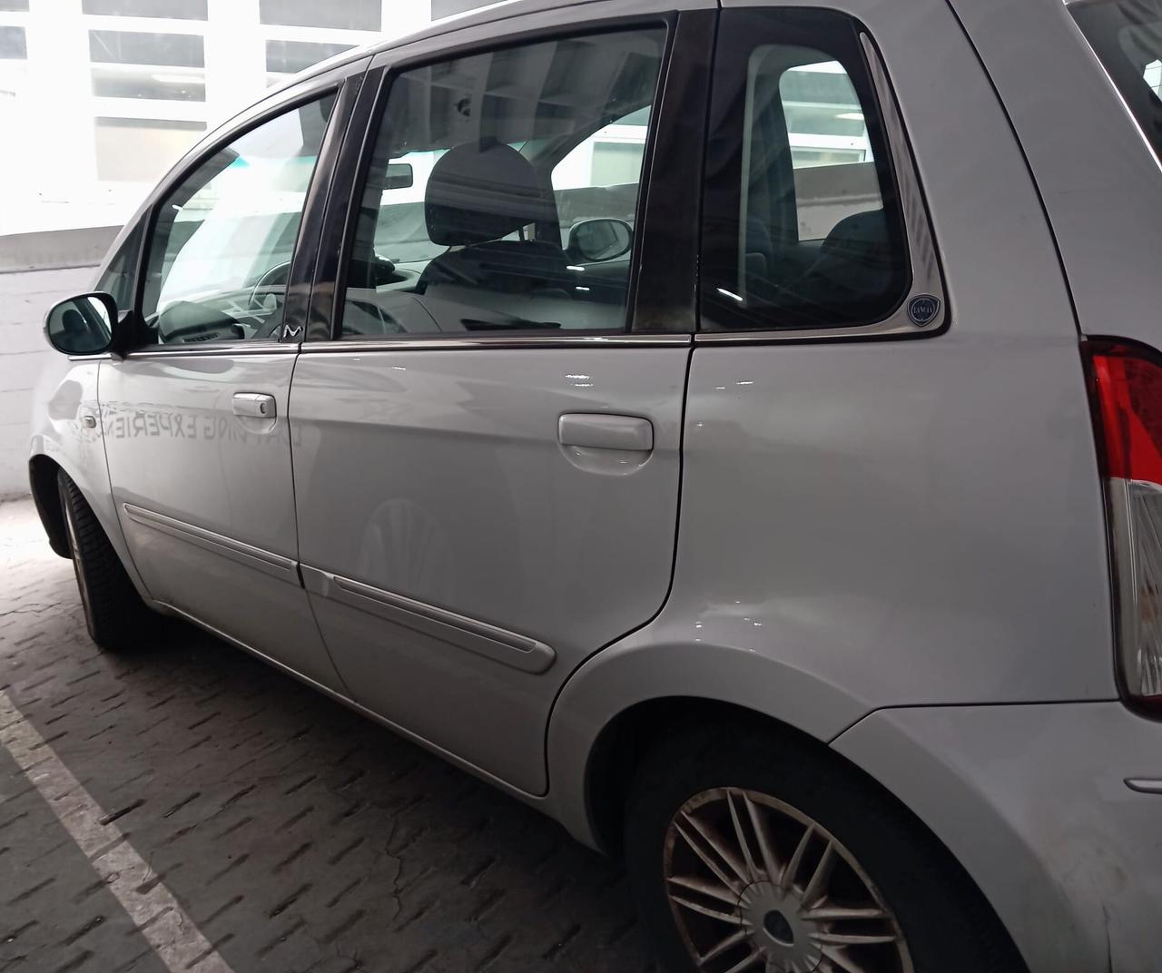 Lancia MUSA 1.3 Mjt 16V 95 CV S&S DPF Oro