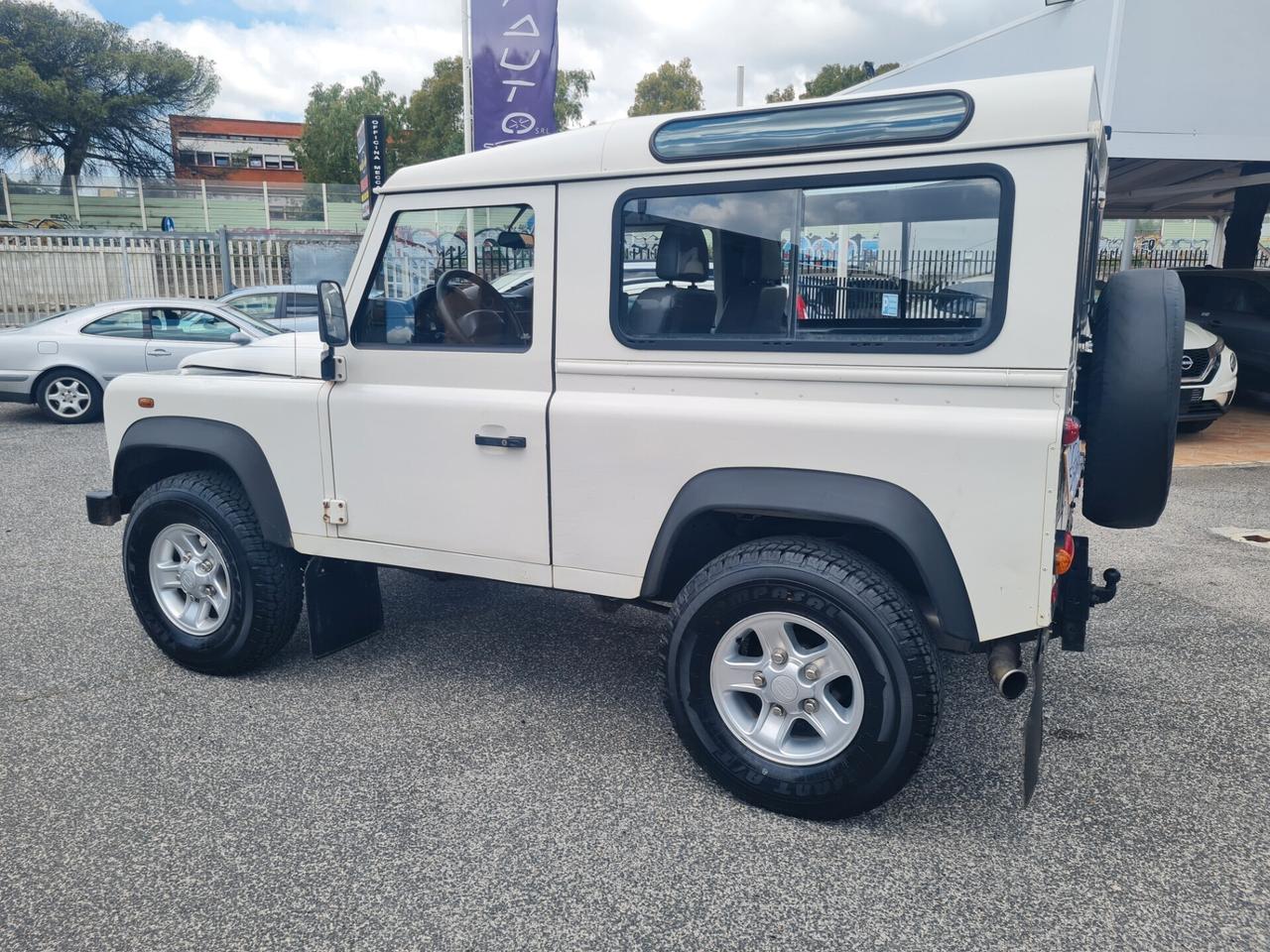 Land Rover Defender 90 2.4 TD4 SW *GANCIO TRAINO*