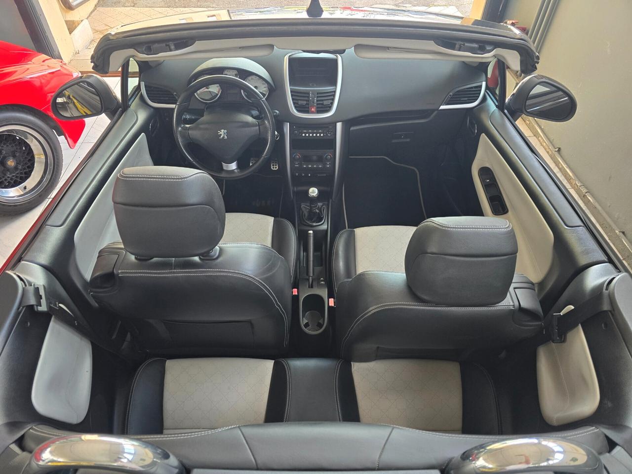 Peugeot 207 1.6 THP 150CV CC Roland Garros