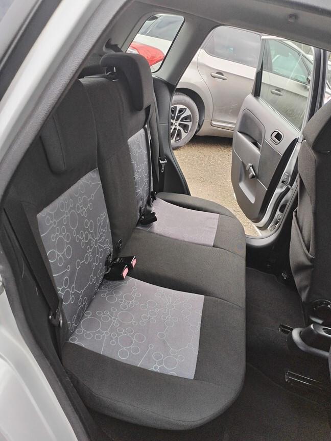 Ford Fiesta Fiesta 1.2 5p. 160000km 2007 distribuzione e tagliando fatto