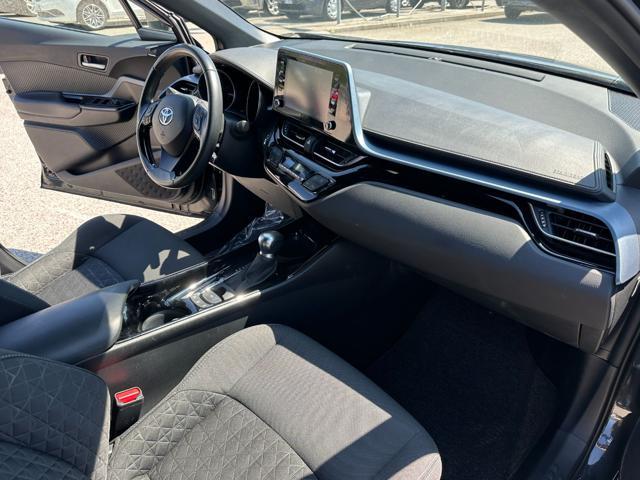 TOYOTA C-HR 1.8 Hybrid E-CVT Lounge