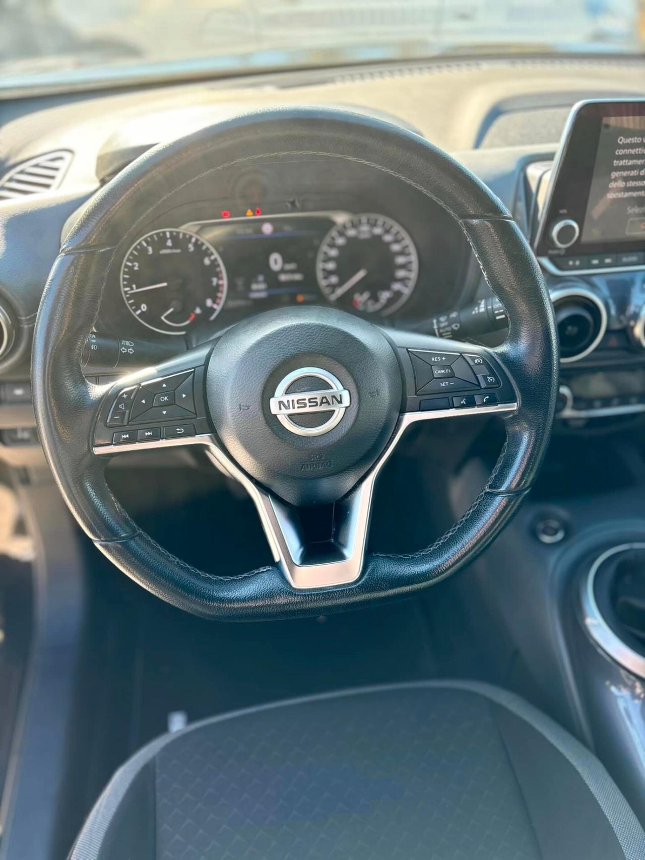 Nissan Juke 1.0 DIG-T 114 CV N-Connecta