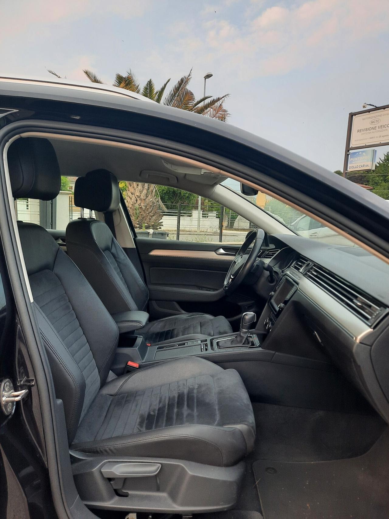 Volkswagen Passat Variant 2.0 BiTDI 4MOT. DSG Highline BlueMotion Tech.