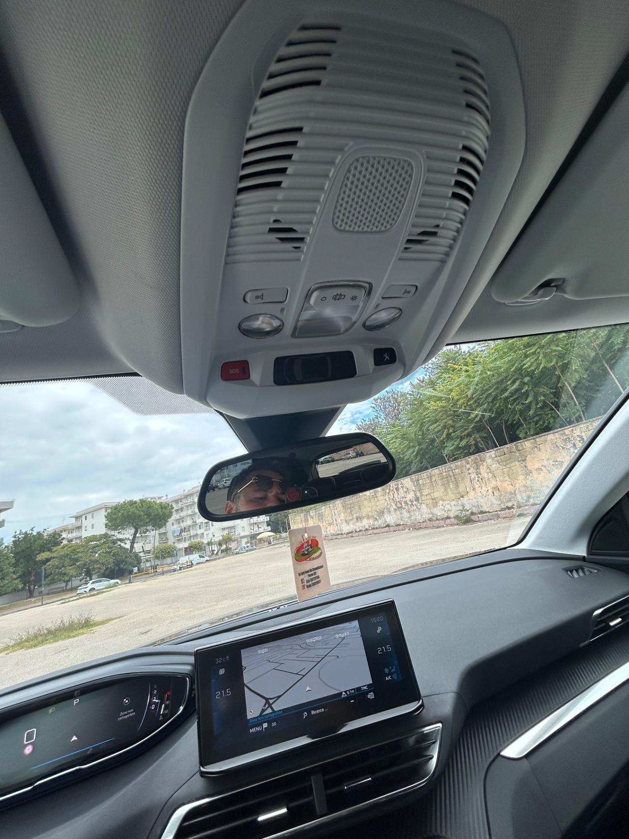 Peugeot 3008 BlueHDi 130 S&S EAT8 Allure da vetrina