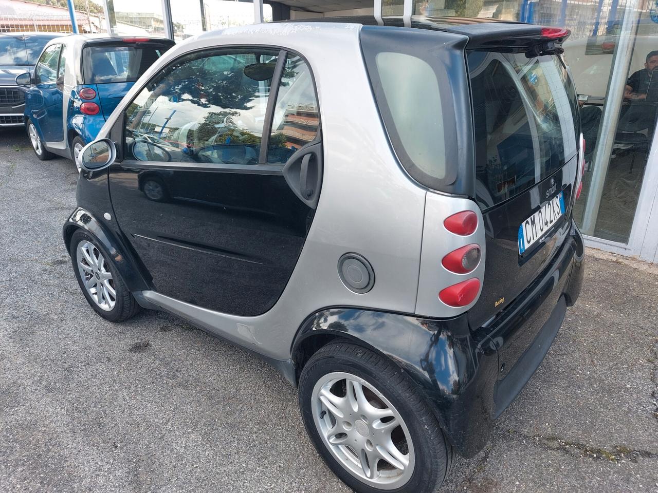 Smart ForTwo 700 coupé pure (45 kW)