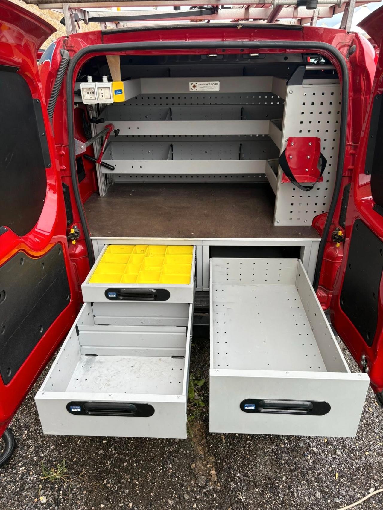 Fiat Fiorino 1.3 MJT 95CV Cargo Adventure