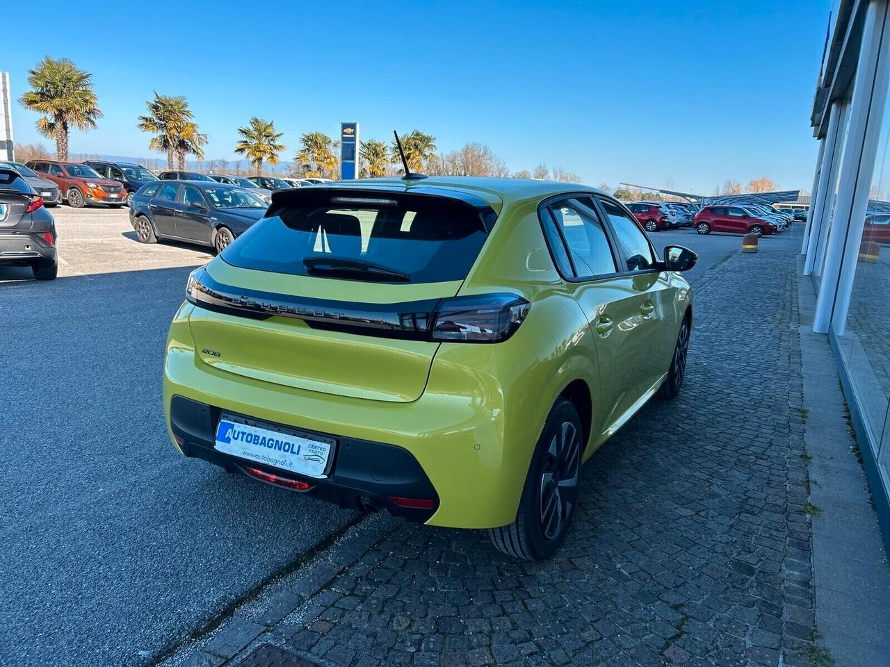 Peugeot 208 ACTIVE PureTech 100 5 porte KM 0